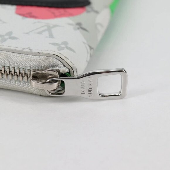 LOUIS VUITTON Monogram LV Portrait Zippy Wallet Vertical M82590 LV Auth 127987M - Picture 9 of 16